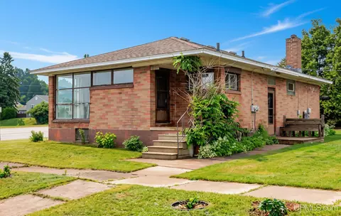 802 Palms, Ishpeming, MI 49849