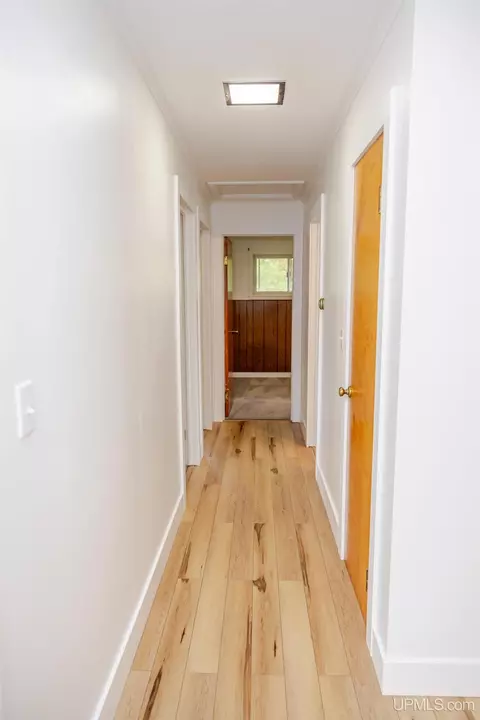 802 Palms, Ishpeming, MI 49849 photo 20