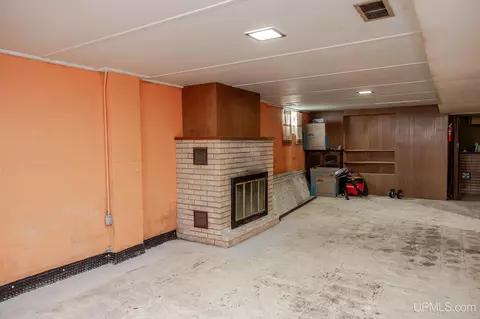 802 Palms, Ishpeming, MI 49849 photo 39
