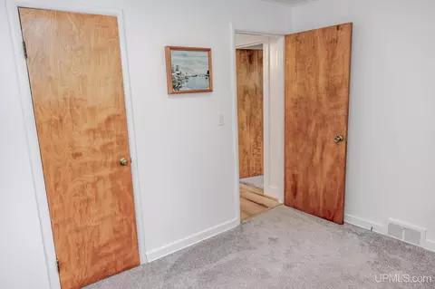 802 Palms, Ishpeming, MI 49849 photo 34