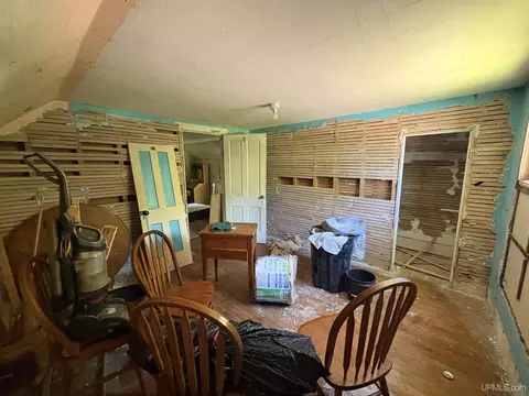 Bedroom - 175 County Rd Pdj, Ishpeming, MI 49849 photo 6 of 6