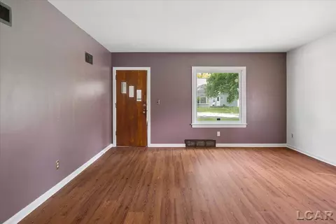 Living - 1237 Vine, Adrian, MI 49221 photo 3 of 4