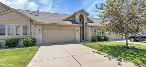 32914 Whispering, Chesterfield, MI 48047
