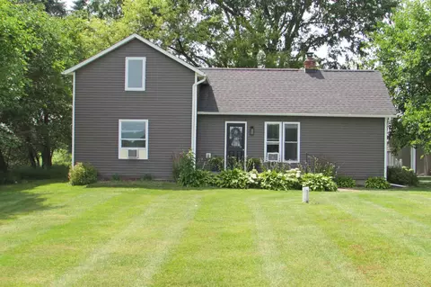 834 S Dietz, Webberville, MI 48892