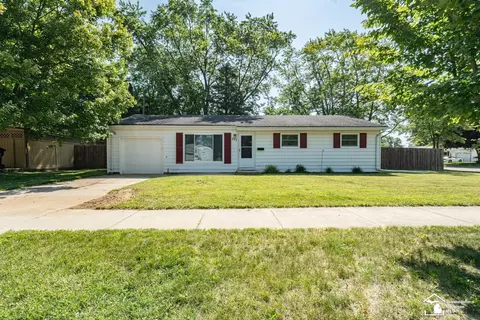 377 Argyle Cres, Milan, MI 48160
