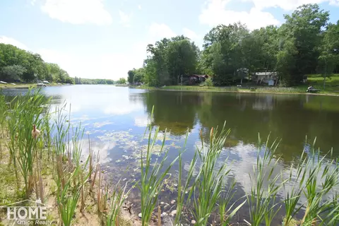 View/Area - 1121 1131 Lk, Harrison, MI 48625 photo 1 of 4