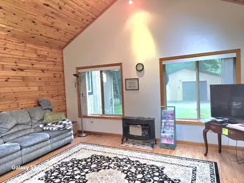 10135 Woods, Gladwin, MI 48624 photo 15