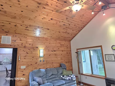 10135 Woods, Gladwin, MI 48624 photo 14