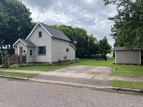 712 Wabash, Ishpeming, MI 49849