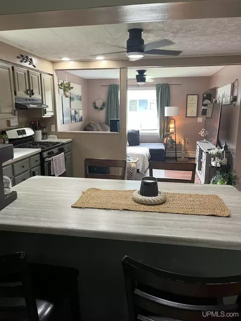 Kitchen - 712 Wabash, Ishpeming, MI 49849 photo 6 of 7