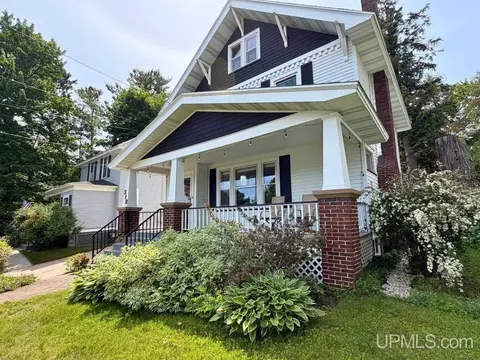 318 E Cres, Marquette, MI 49855