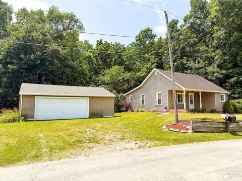 1051 Elm, Manitou Beach, MI 49253