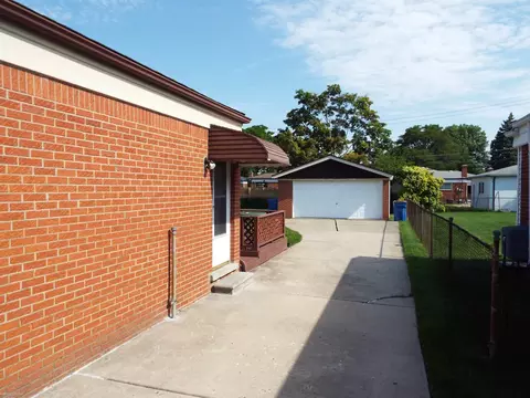 Exterior - 31759 Stricker, Warren, MI 48088 photo 5 of 14