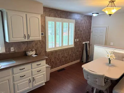 Kitchen - 31759 Stricker, Warren, MI 48088 photo 2 of 3