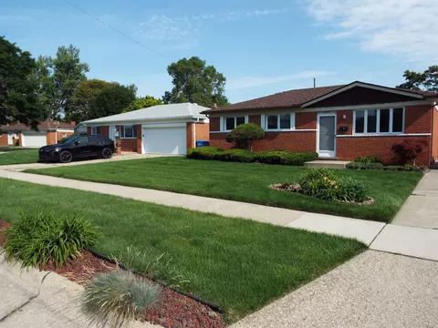 Exterior - 31759 Stricker, Warren, MI 48088 photo 3 of 14