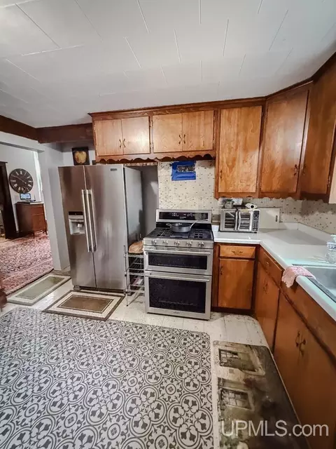 Kitchen - 111 E Main, Negaunee, MI 49866 photo 3 of 5