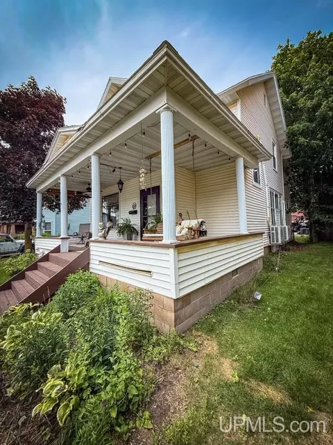 Exterior - 111 E Main, Negaunee, MI 49866 photo 8 of 10