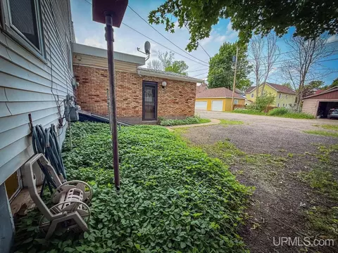Exterior - 111 E Main, Negaunee, MI 49866 photo 4 of 10