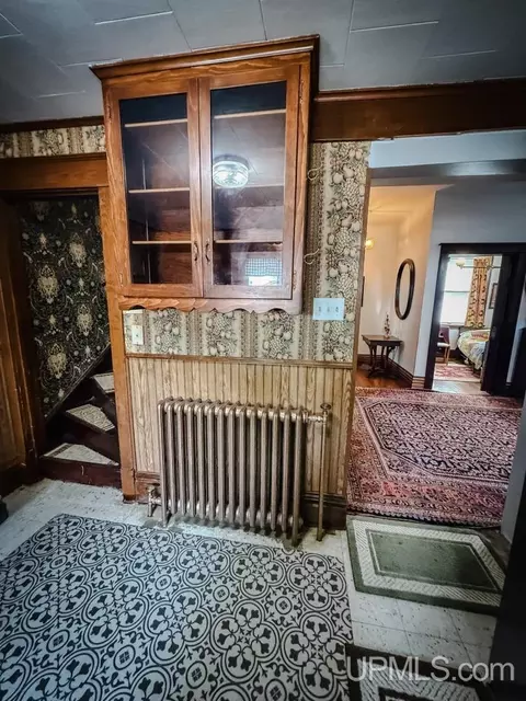 Entry Way - 111 E Main, Negaunee, MI 49866 photo 5 of 30