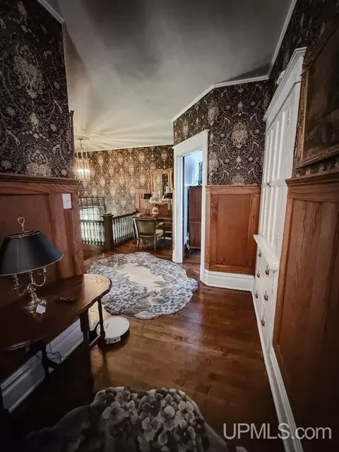 Entry Way - 111 E Main, Negaunee, MI 49866 photo 15 of 30