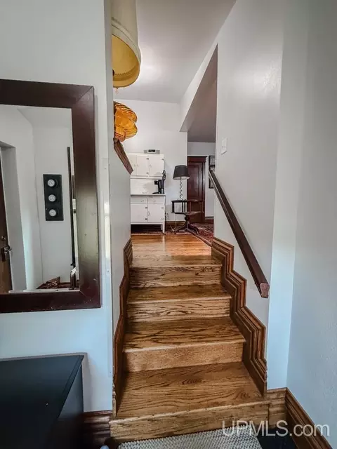 Entry Way - 111 E Main, Negaunee, MI 49866 photo 28 of 30