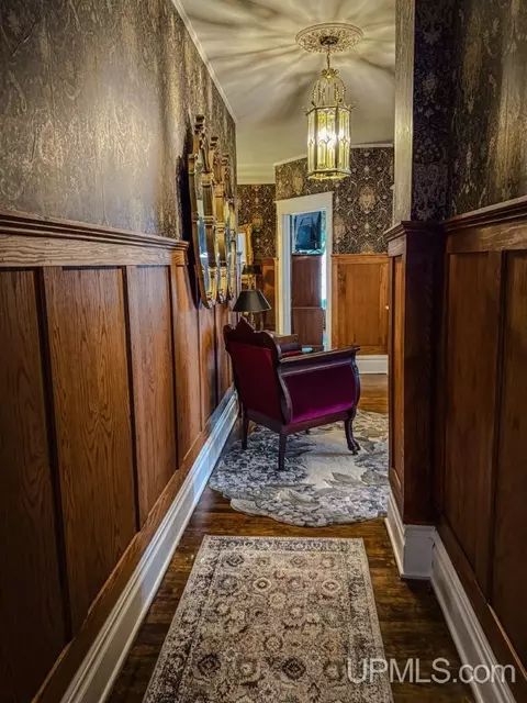 Entry Way - 111 E Main, Negaunee, MI 49866 photo 20 of 30