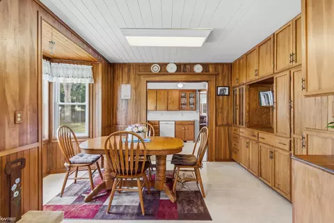 Dining - 1018 Mildred, Flushing, MI 48433 photo 2 of 2