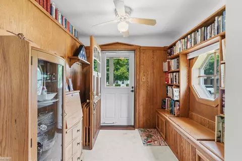 Entry Way - 1018 Mildred, Flushing, MI 48433 photo 1 of 1