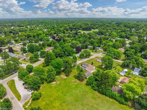 View/Area - 1018 Mildred, Flushing, MI 48433 photo 6 of 7