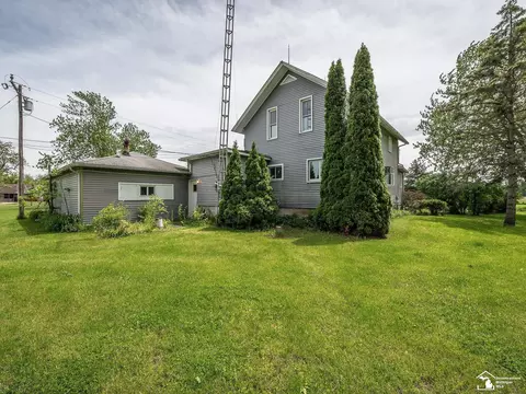 3754 Stewart, Monroe, MI 48162 photo 2