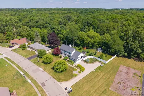 View/Area - 817 Outer, Tecumseh, MI 49286 photo 3 of 6