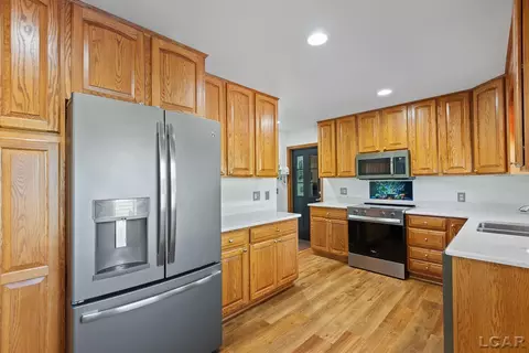 Kitchen - 817 Outer, Tecumseh, MI 49286 photo 1 of 7
