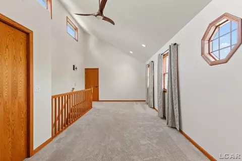 Entry Way - 817 Outer, Tecumseh, MI 49286 photo 4 of 4