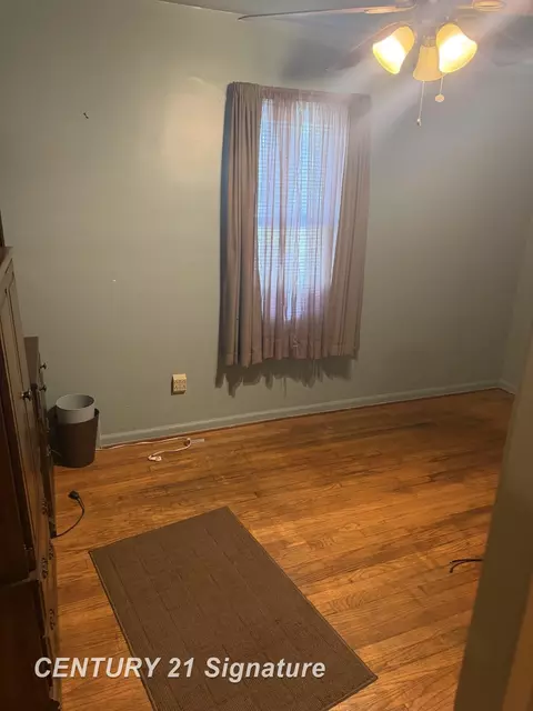 Bedroom - 658 E Coy, Hazel Park, MI 48030 photo 2 of 4