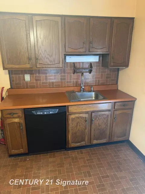 Kitchen - 658 E Coy, Hazel Park, MI 48030 photo 1 of 1