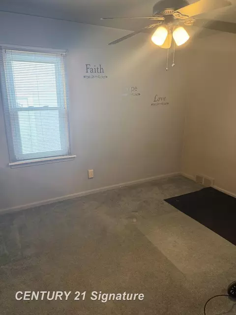 Bedroom - 658 E Coy, Hazel Park, MI 48030 photo 3 of 4
