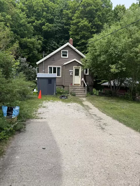 320 Fir, Munising, MI 49862