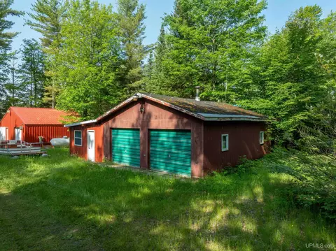 Exterior - e16983 Nevins Lake Road, Shingleton, MI 49884 photo 4 of 10