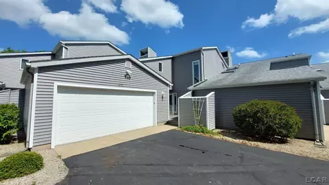 1359 Lake Shr, Brooklyn, MI 49230