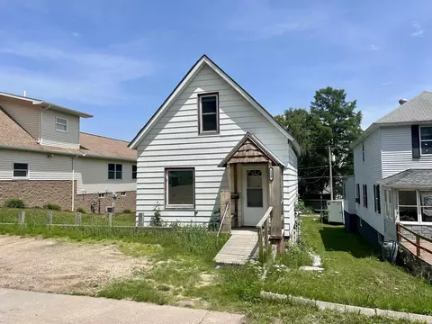 220 W Chocolay, Munising, MI 49862