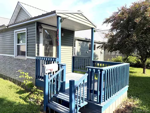 Exterior - 749 Michigan, Ishpeming, MI 49849 photo 2 of 8