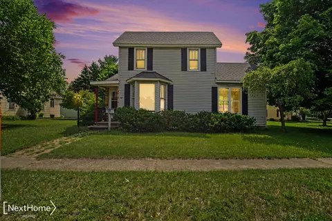 121 S West, Vassar, MI 48768