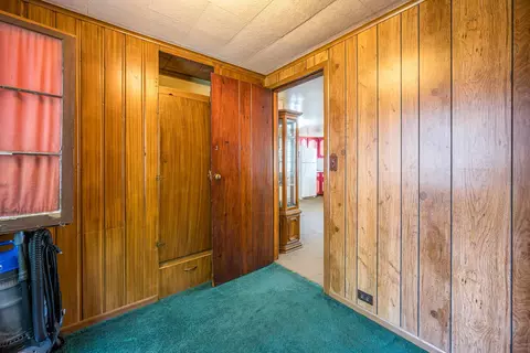 Entry Way - 1276 E Long Lk, Harrison, MI 48625 photo 2 of 3