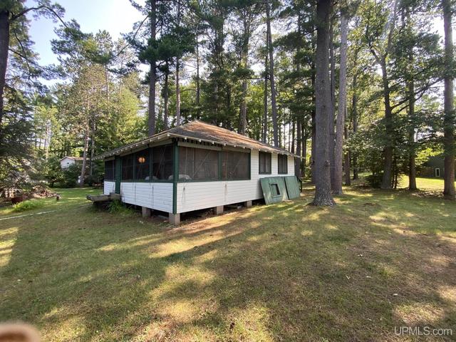 N3703 Us 2, Iron Mountain, MI 49801