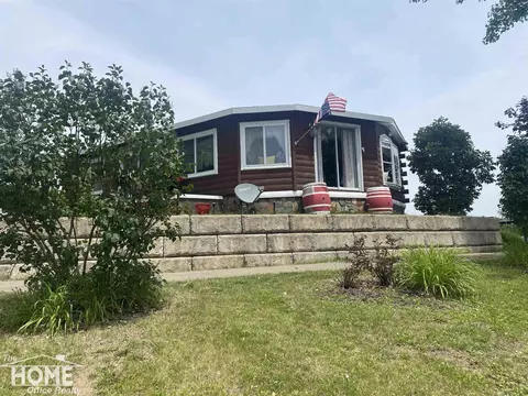 10001 Goodall, Durand, MI 48429