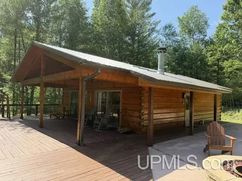 n17046 Greenstone Drive, Pembine, WI 54156