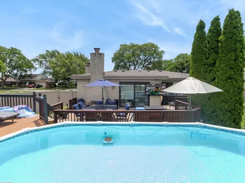 Exterior - 14337 Ivanhoe, Warren, MI 48088 photo 7 of 13