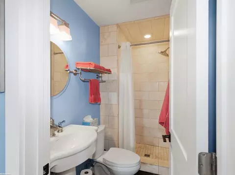 Bath - 14337 Ivanhoe, Warren, MI 48088 photo 4 of 5