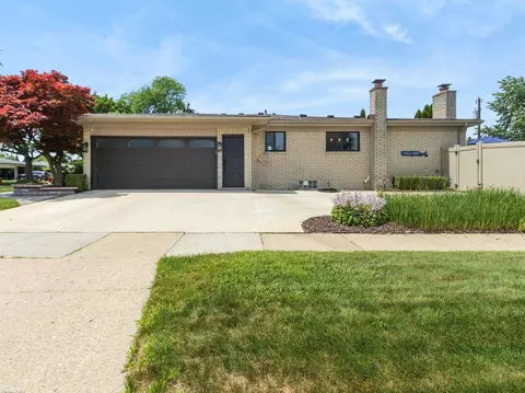 Exterior - 14337 Ivanhoe, Warren, MI 48088 photo 3 of 13