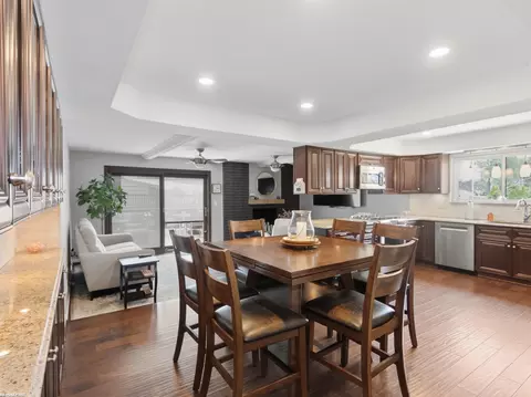 Dining - 14337 Ivanhoe, Warren, MI 48088 photo 2 of 2